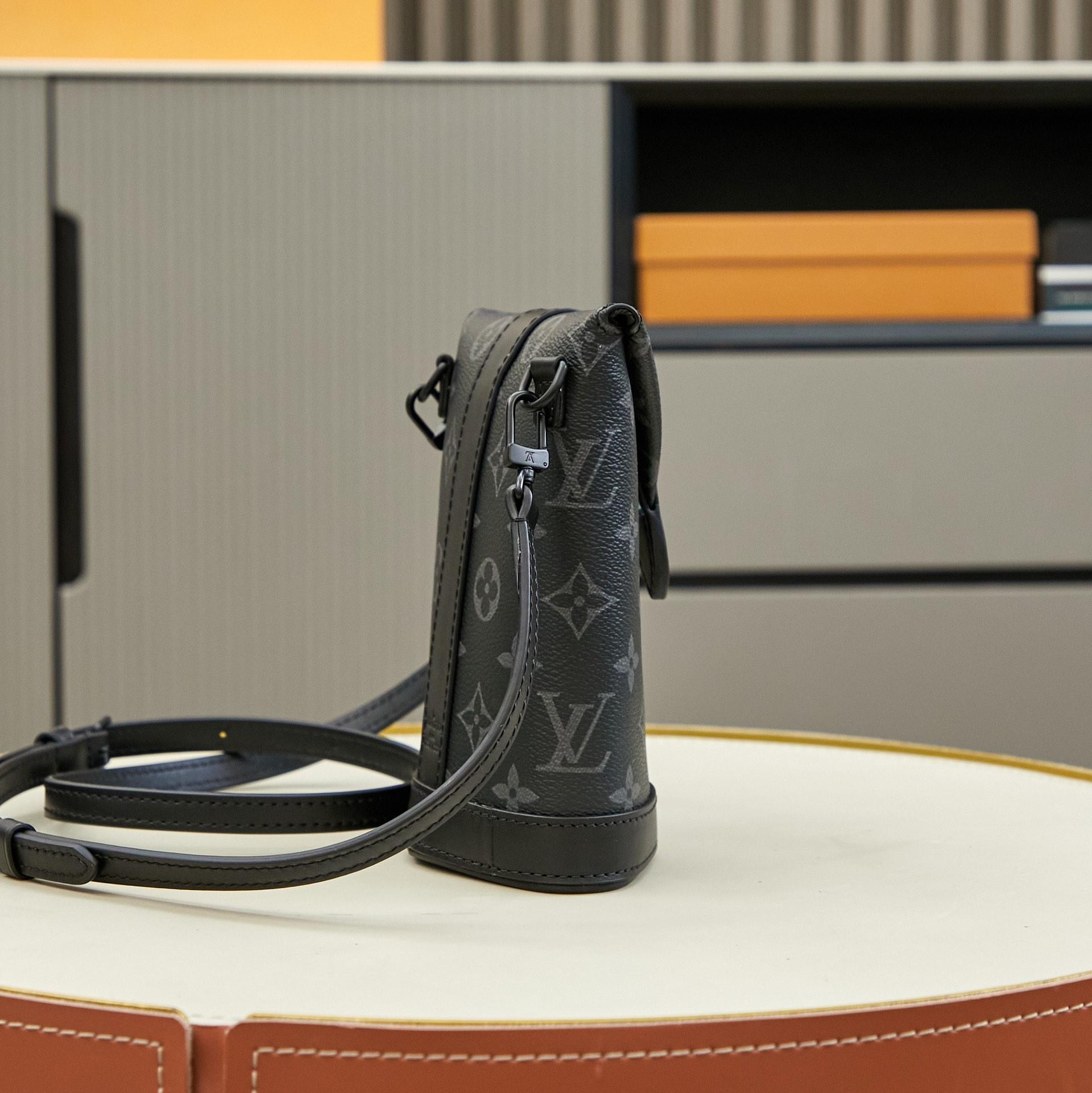 Louis Vuitton Envelope Pouch  M11613 - DopestKickz