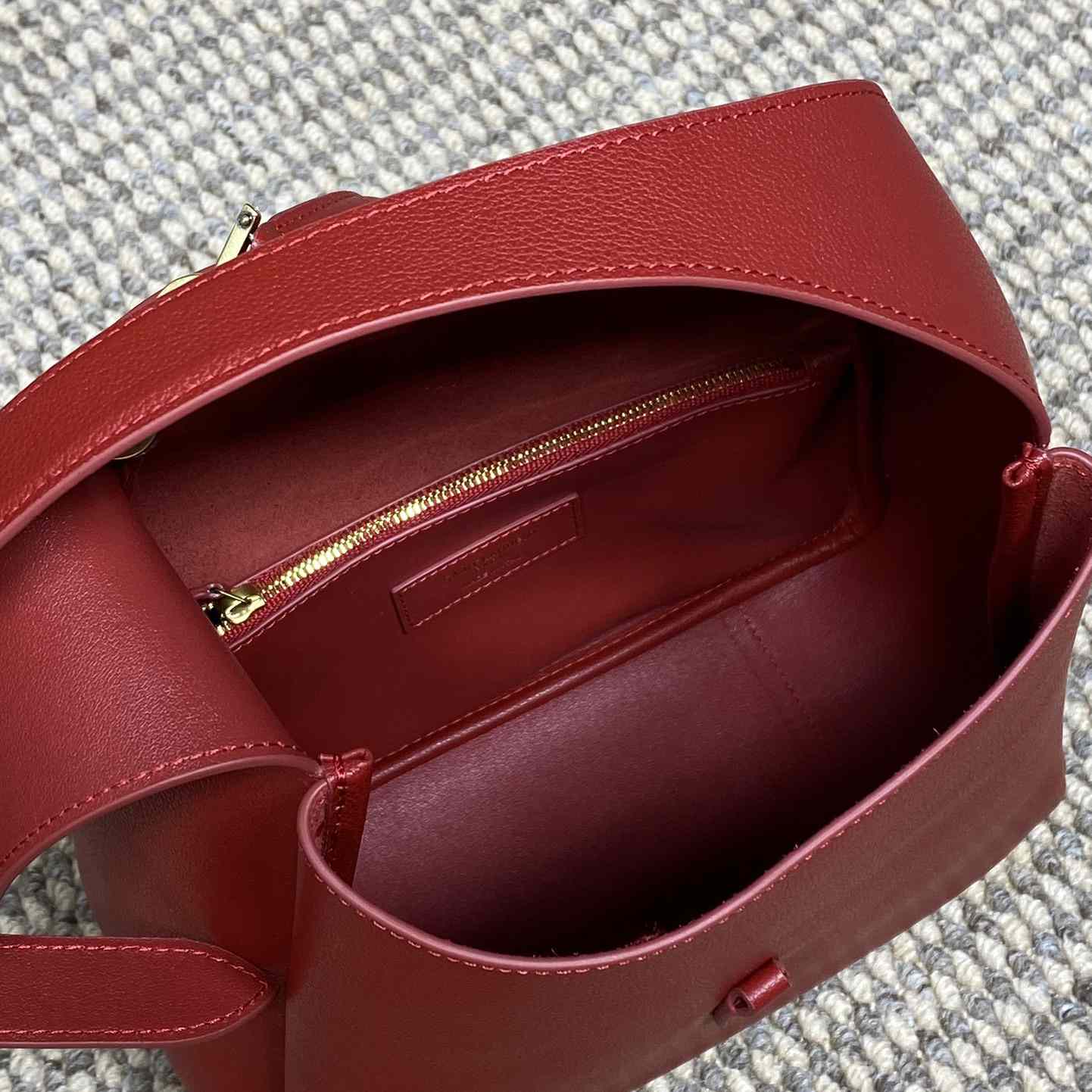 Saint Laurent LE 5 À 7 Supple Small In Grained Leather - DopestKickz