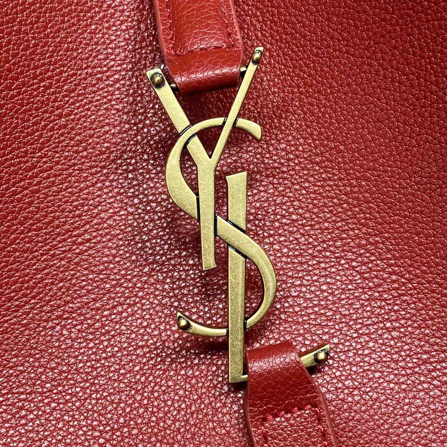 Saint Laurent LE 5 À 7 Supple Small In Grained Leather - DopestKickz