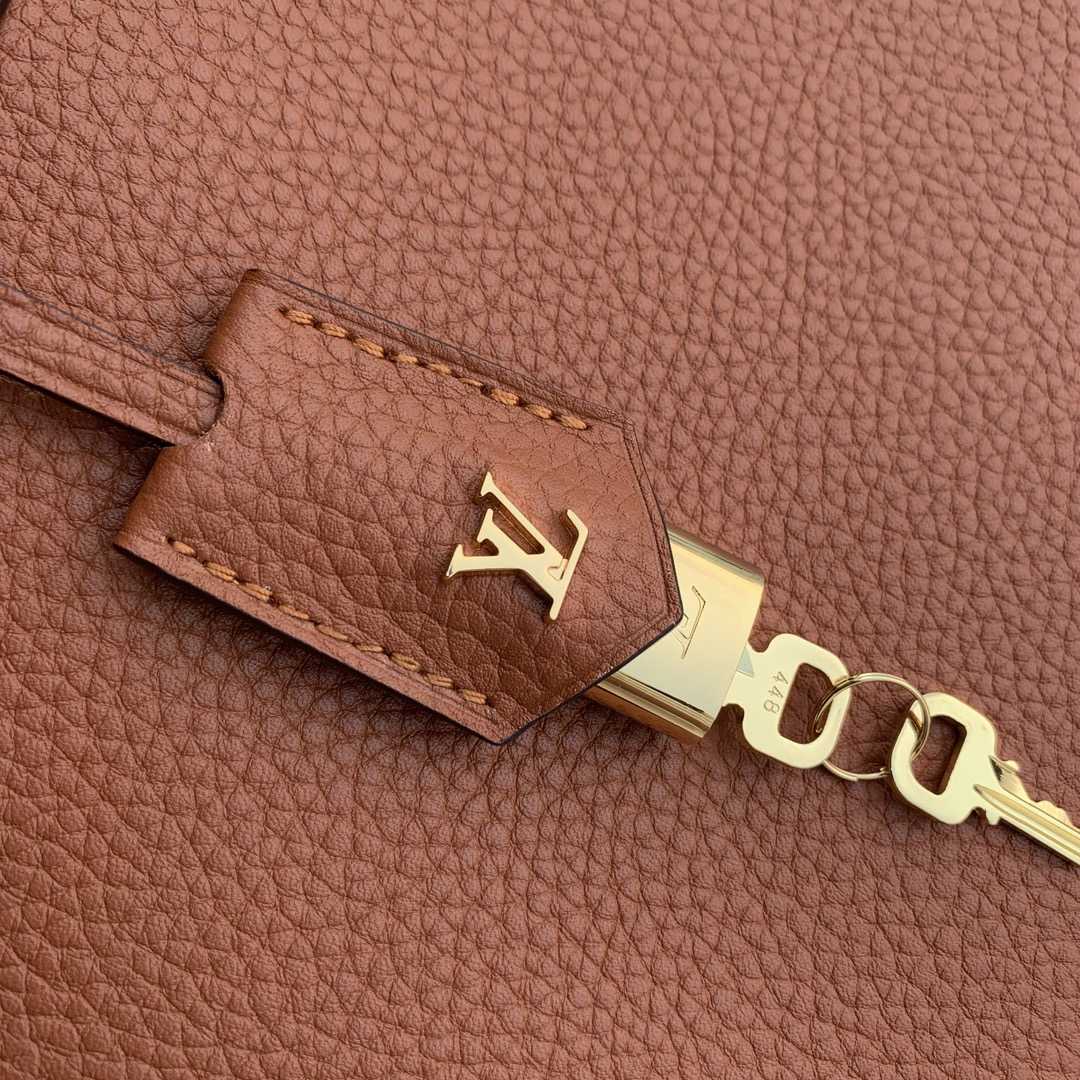Louis Vuitton Vendôme MM  M22925 - DopestKickz