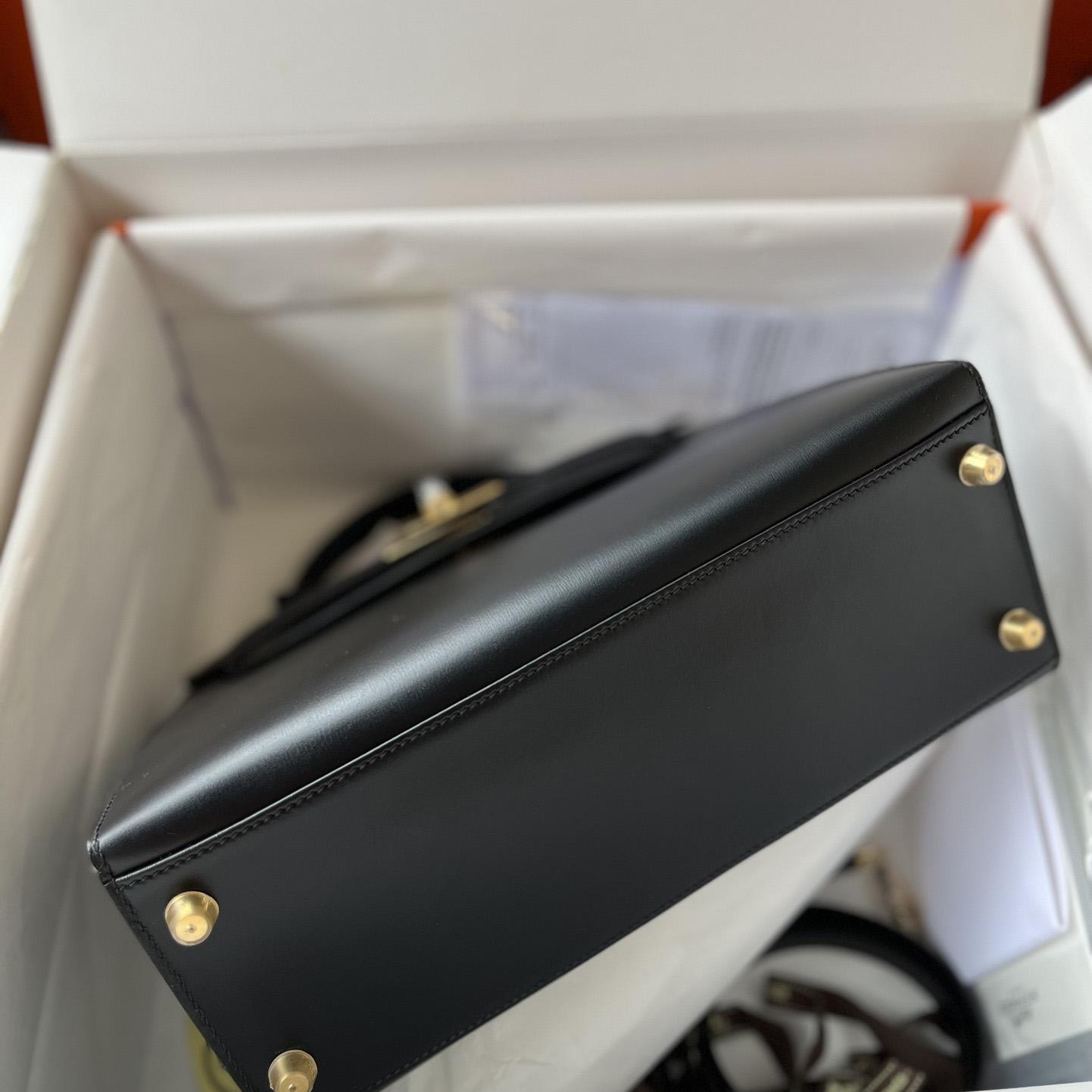 Hermes Kelly Bag 28 - DopestKickz