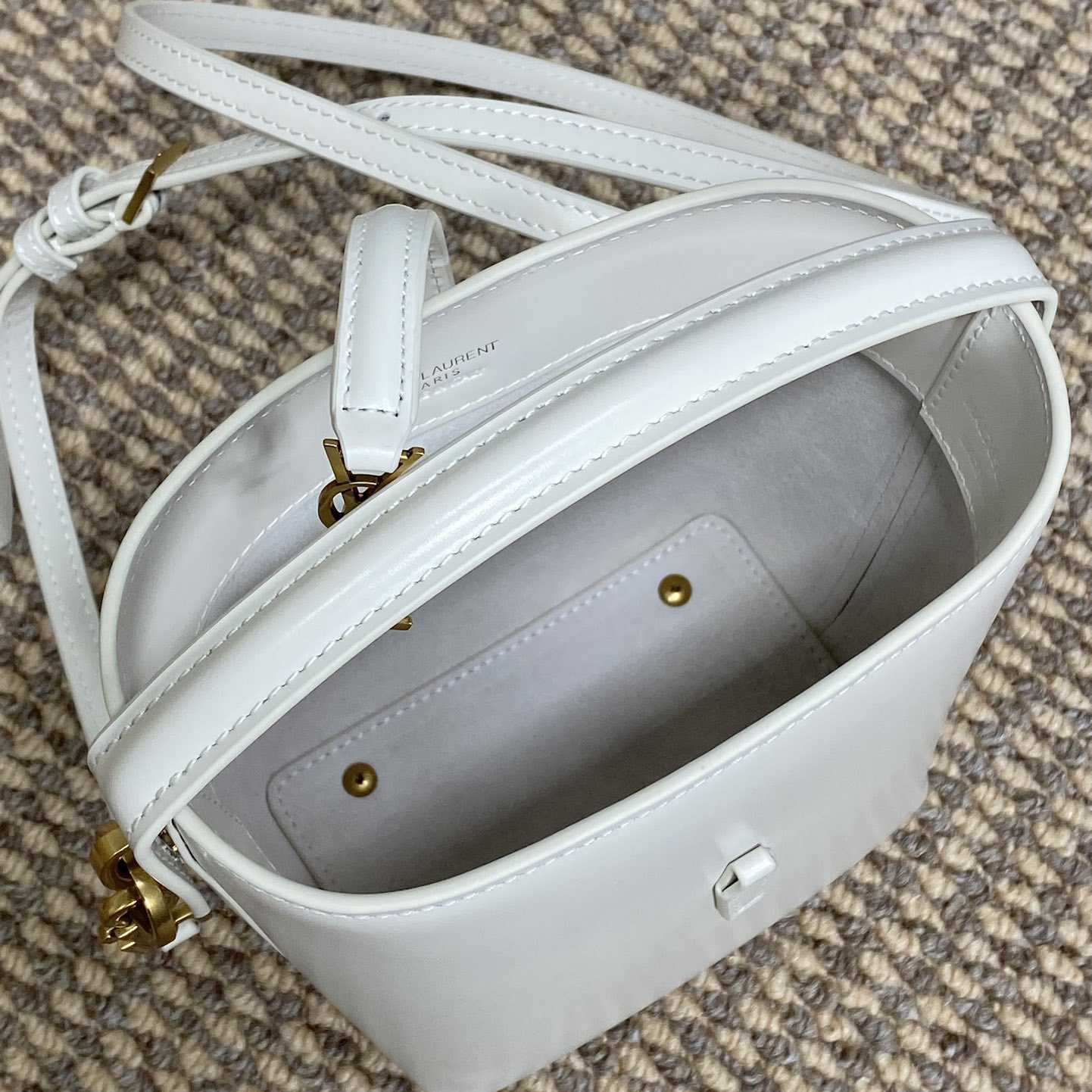 Saint Laurent Le 37 Mini In Shiny Leather - DopestKickz