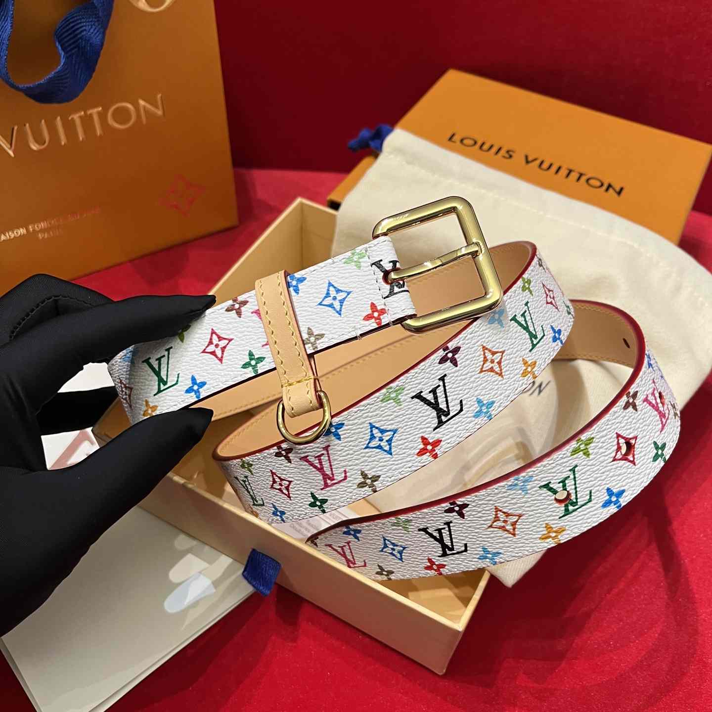 Louis Vuitton LV x TM LV D-Ring 30mm Belt   M8981W - DopestKickz