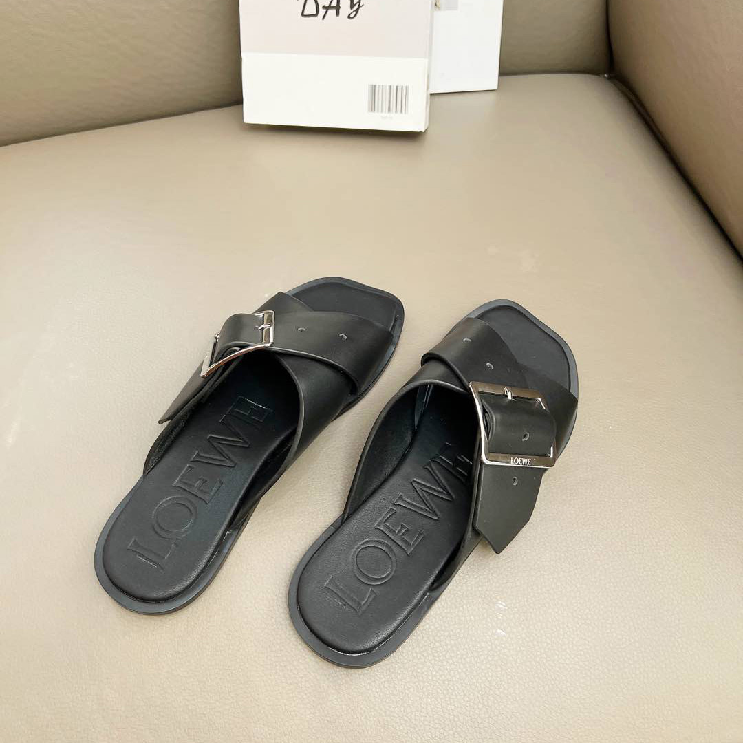 Loewe Petal Belt Flat Sandal In Vegetable-tanned Calfskin - DopestKickz