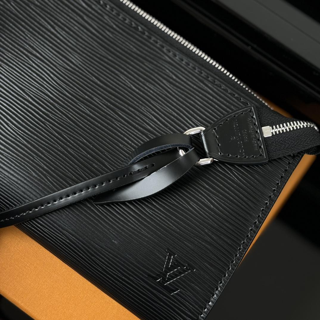 Louis Vuitton Pochette Accessoires  M82720 - DopestKickz