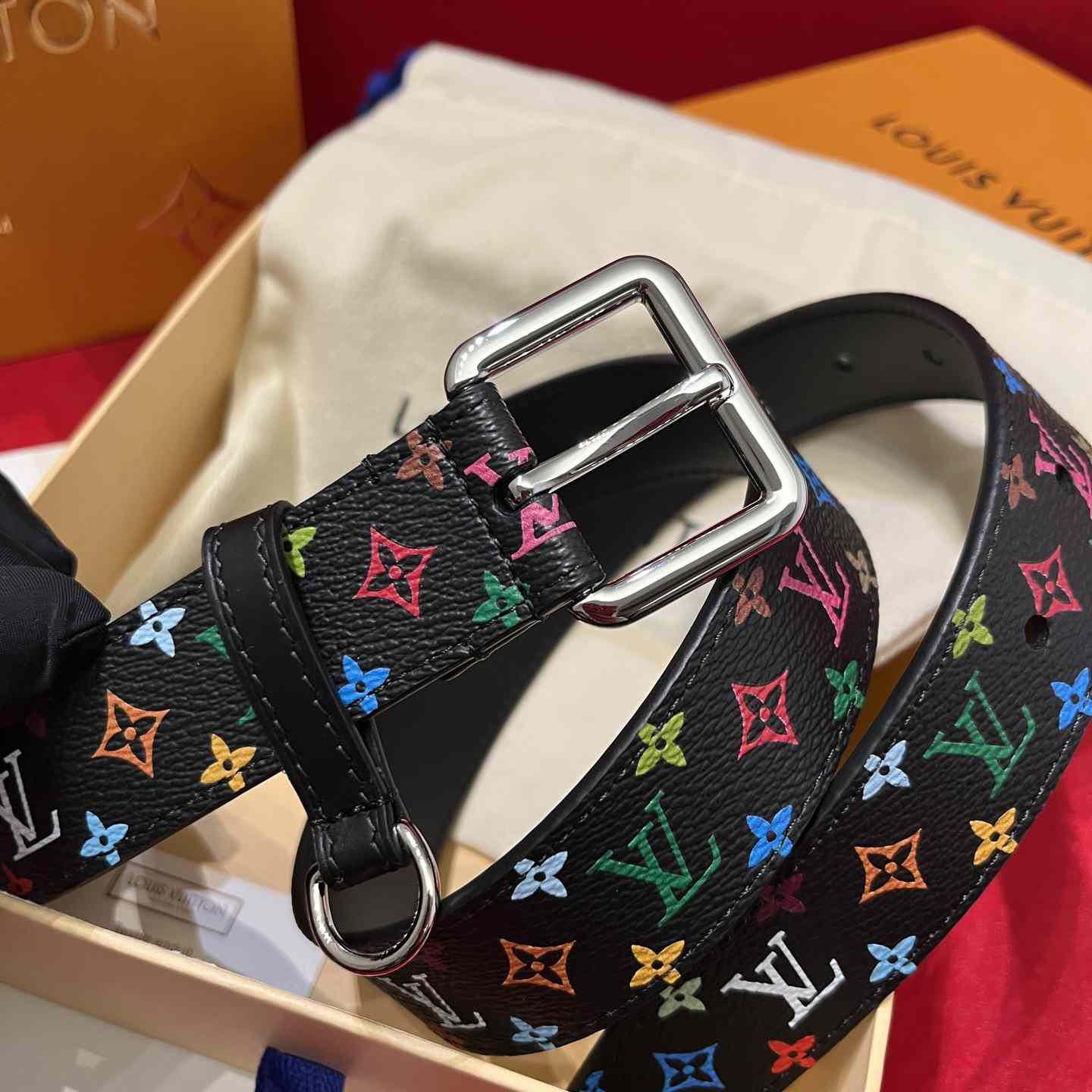 Louis Vuitton LV x TM LV D-Ring 30mm Belt   M8982W - DopestKickz