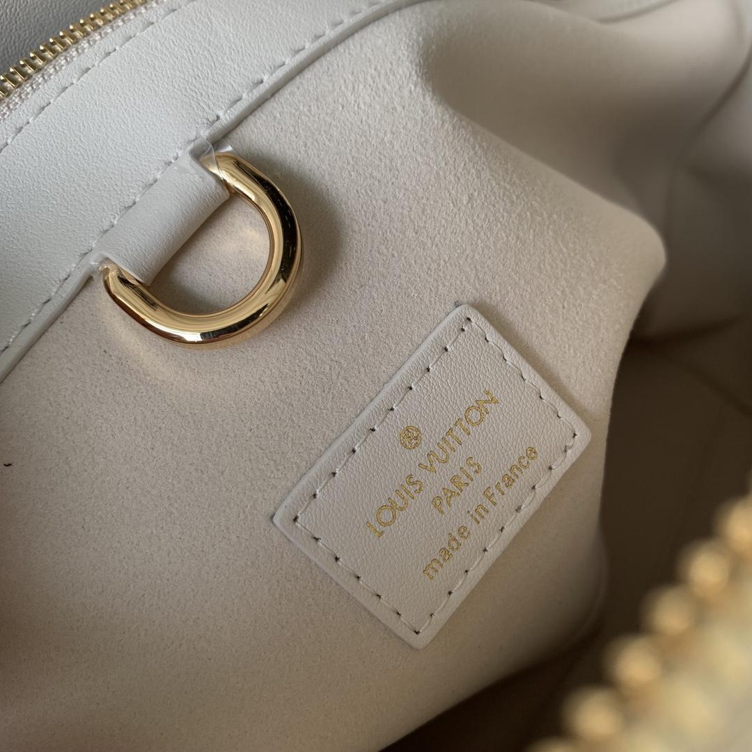 Louis Vuitton Vendôme MM  M23061 - DopestKickz