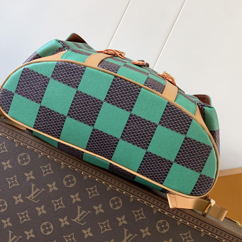 Louis Vuitton Christopher MM  N40564 - DopestKickz