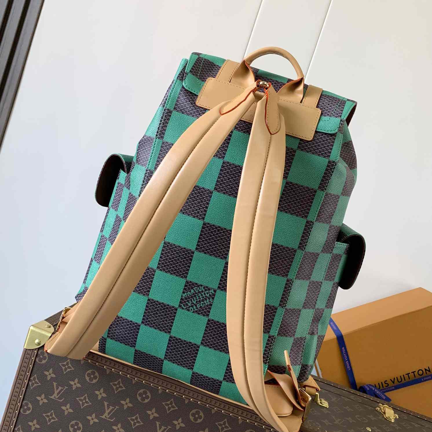 Louis Vuitton Christopher MM  N40564 - DopestKickz