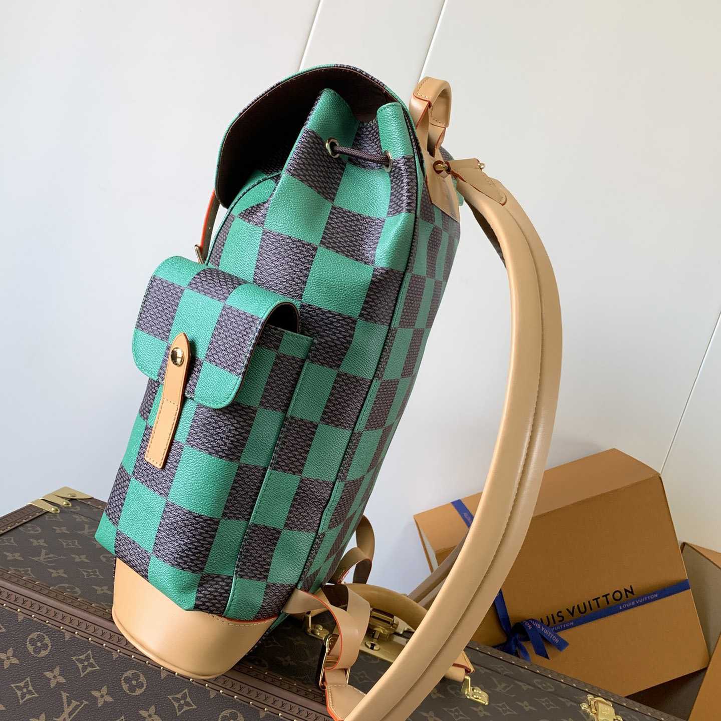 Louis Vuitton Christopher MM  N40564 - DopestKickz