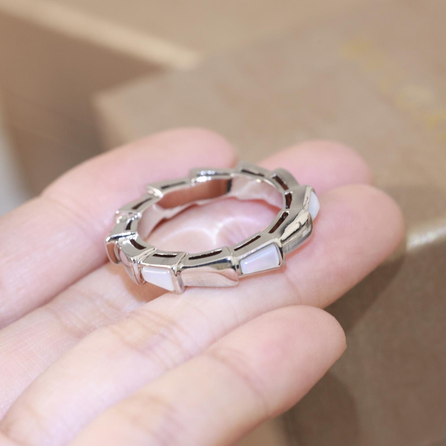 Bvlgari Ring - DopestKickz