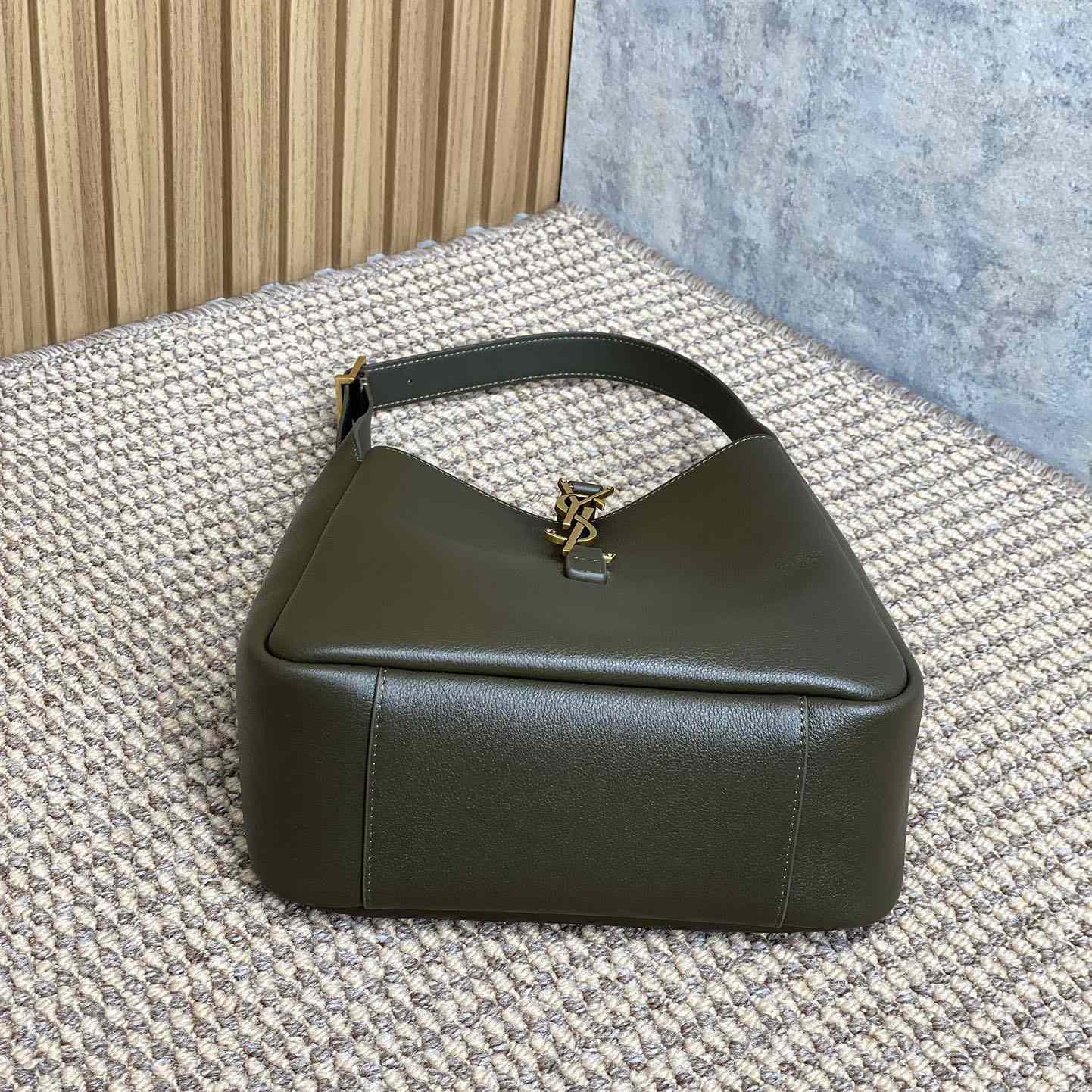 Saint Laurent LE 5 À 7 Supple Small In Grained Leather - DopestKickz