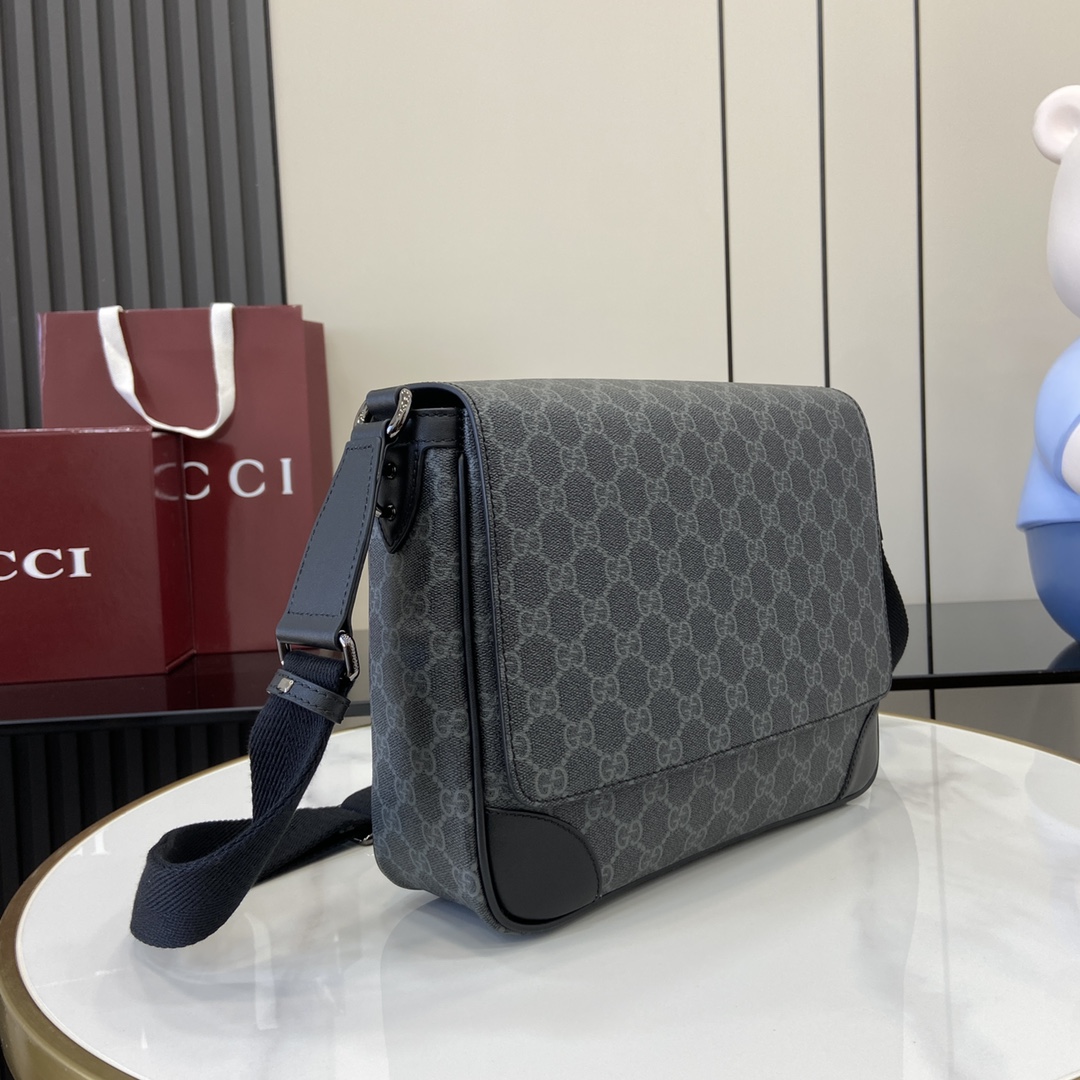 Gucci GG Emblem Medium Crossbody Bag - DopestKickz