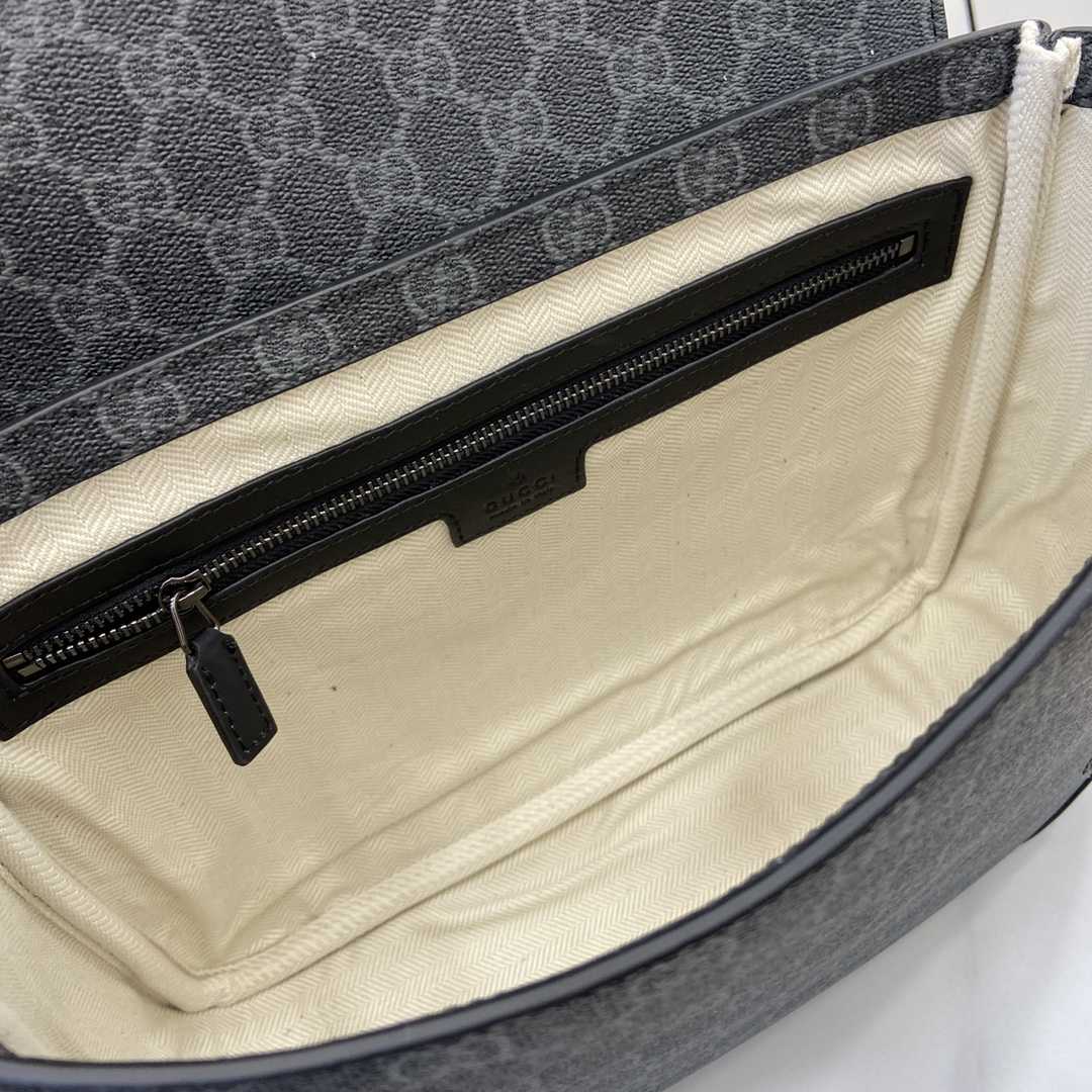 Gucci GG Emblem Medium Crossbody Bag - DopestKickz