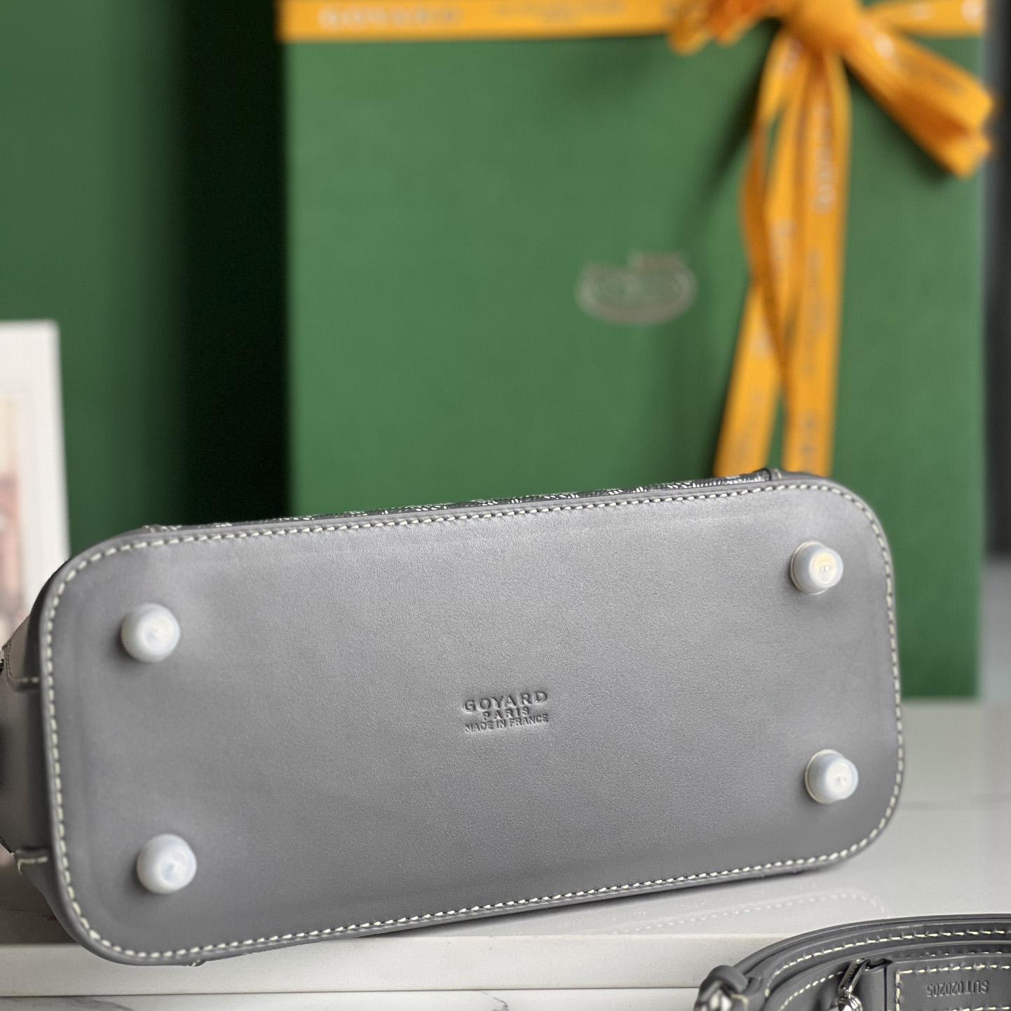 Goyard Vendôme Mini Bag  - DopestKickz