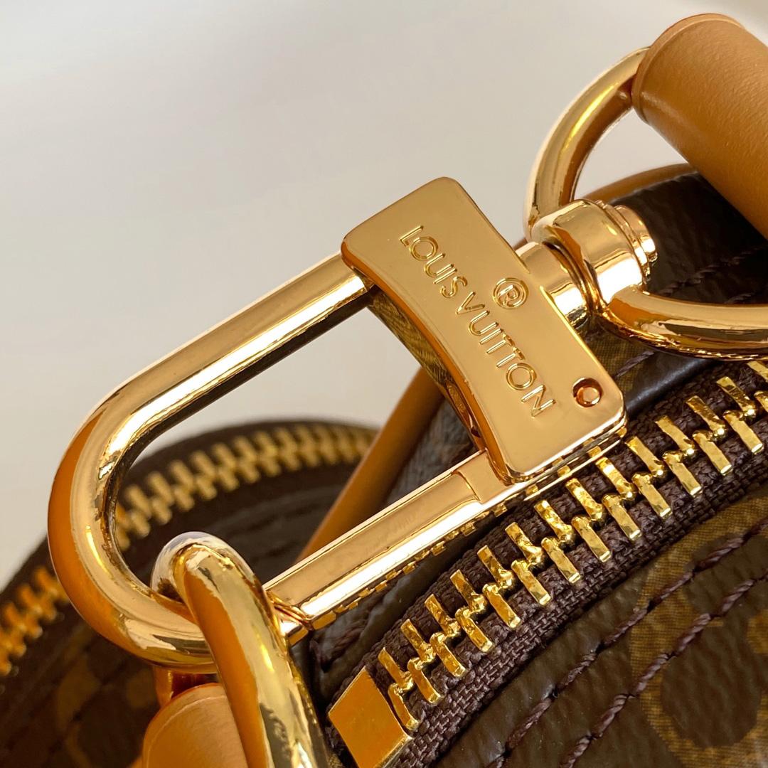 Louis Vuitton Nil   M14016 - DopestKickz