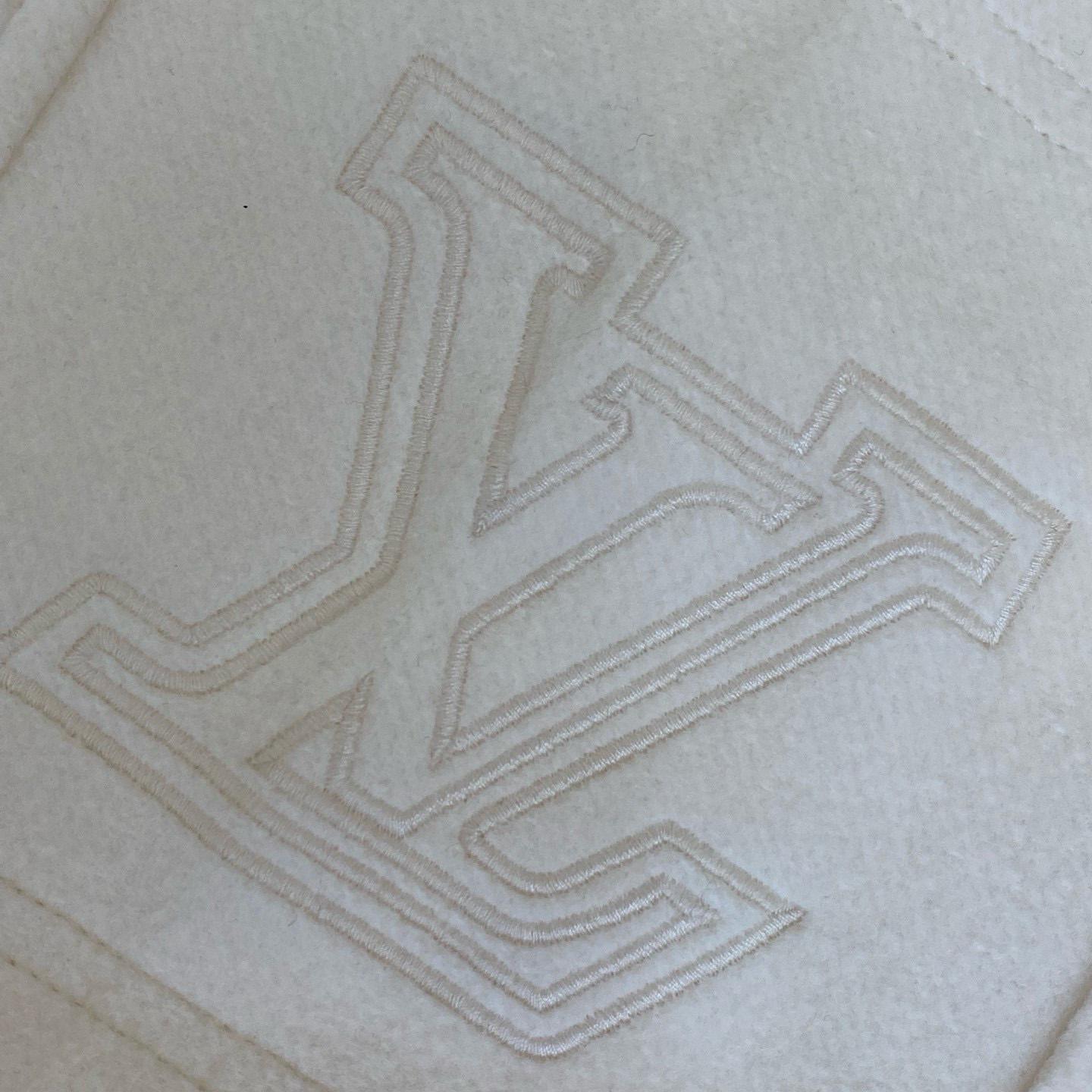 Louis Vuitton Quilted Textured Wool Pants   1AGJPK - DopestKickz