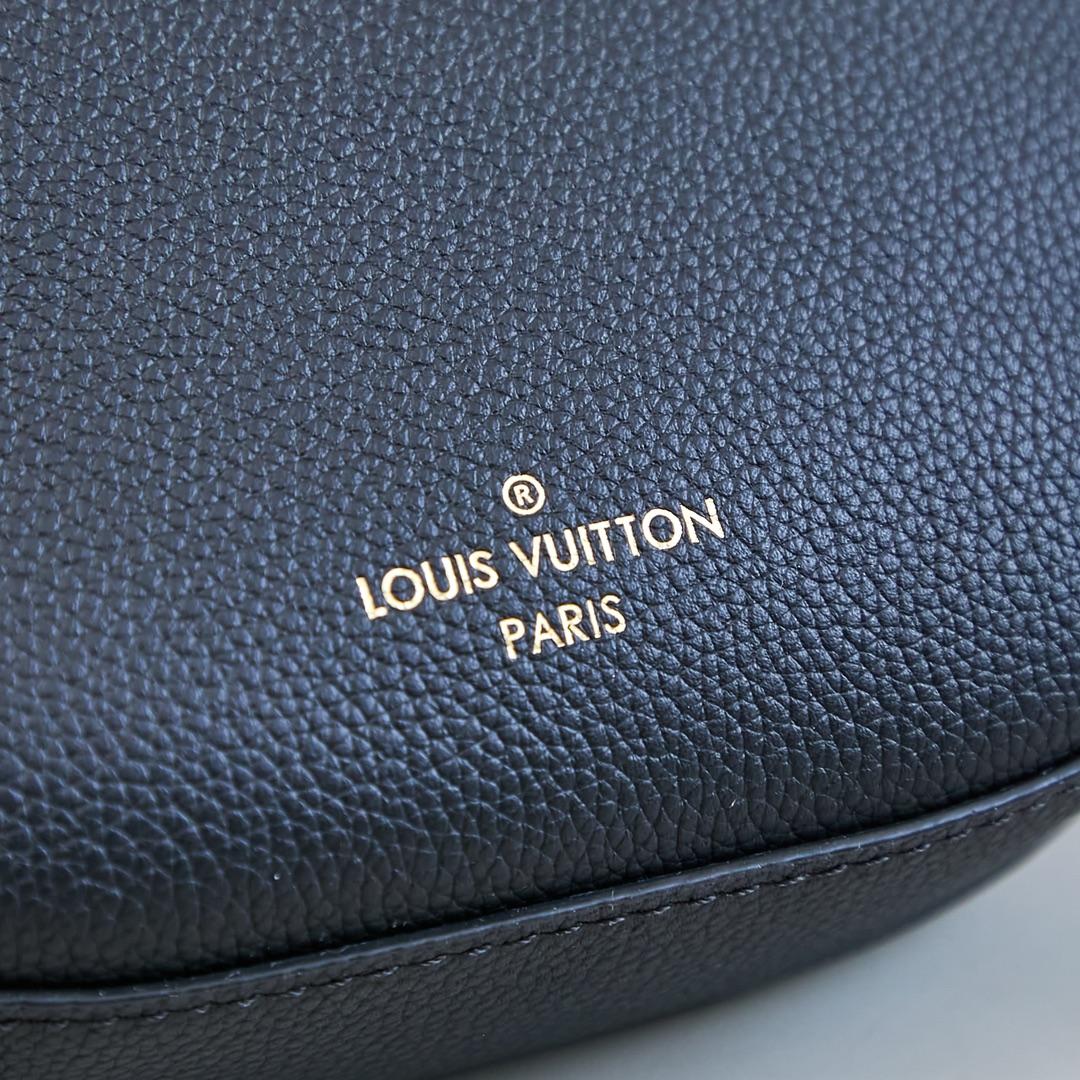 Louis Vuitton Low Key Bumbag   M11429 - DopestKickz