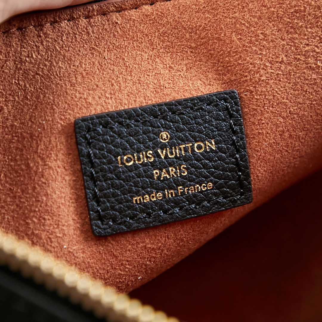 Louis Vuitton Low Key Bumbag   M11429 - DopestKickz