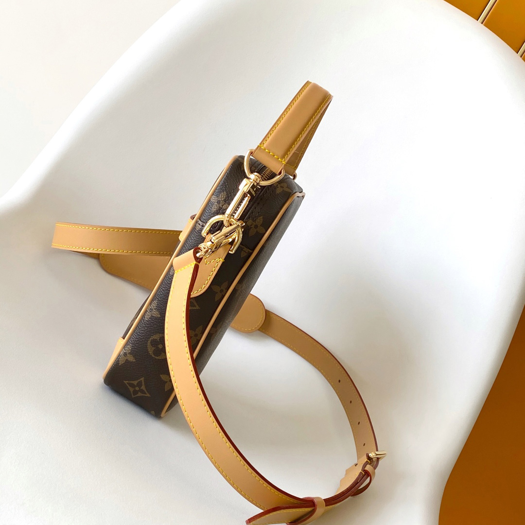 Louis Vuitton Danube   M14013 - DopestKickz