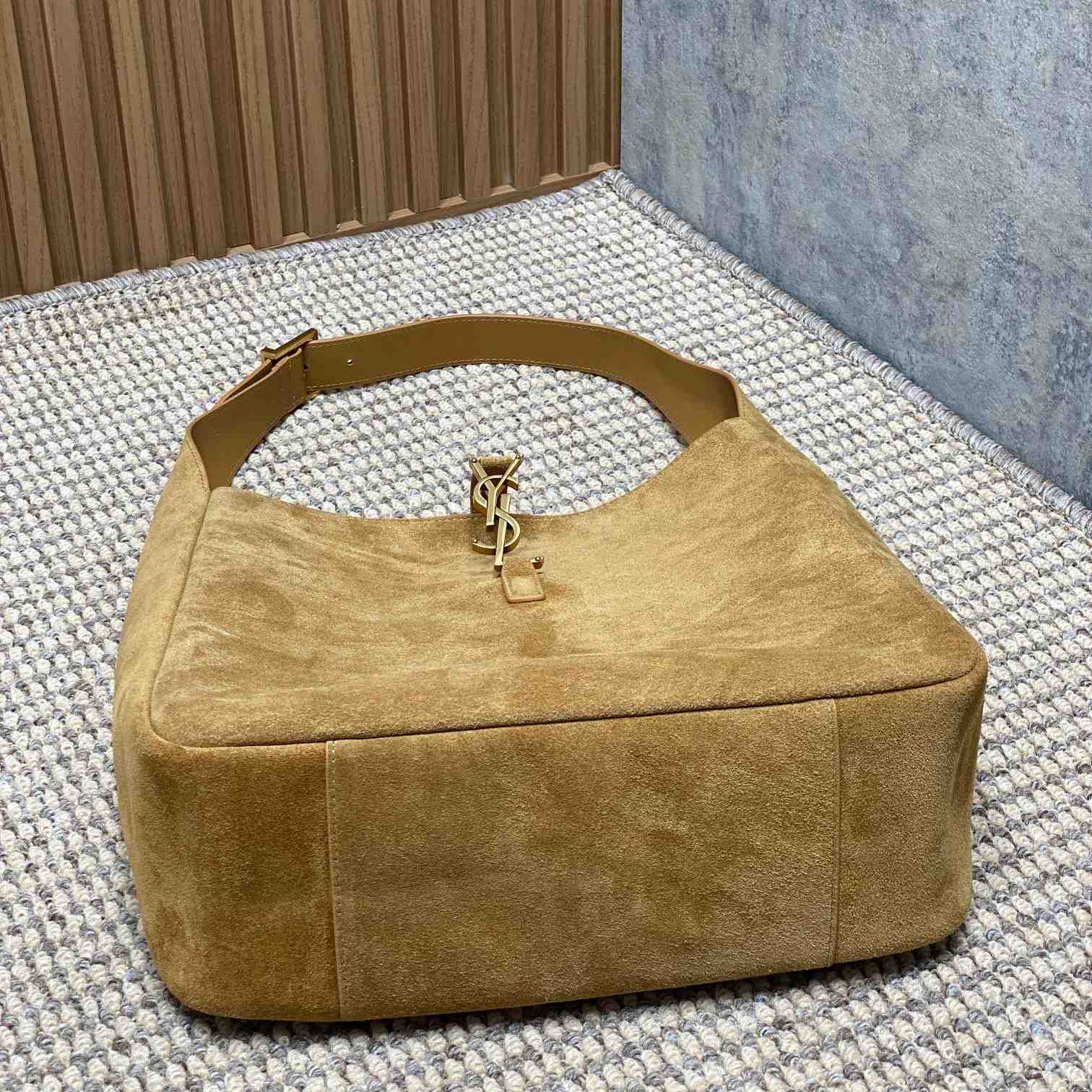 Saint Laurent LE 5 À 7 Supple Large In Suede - DopestKickz