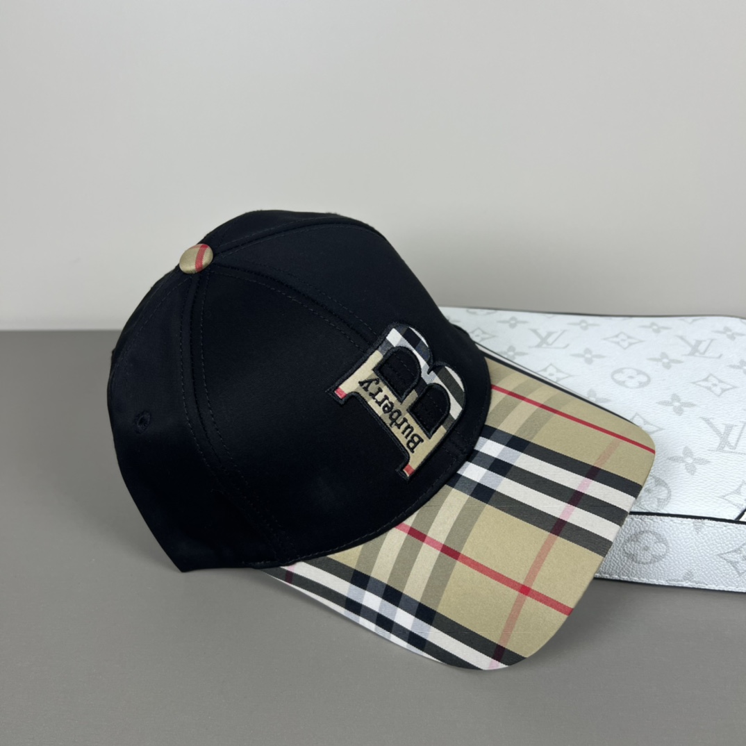 Burberry Baseball Cap - DopestKickz