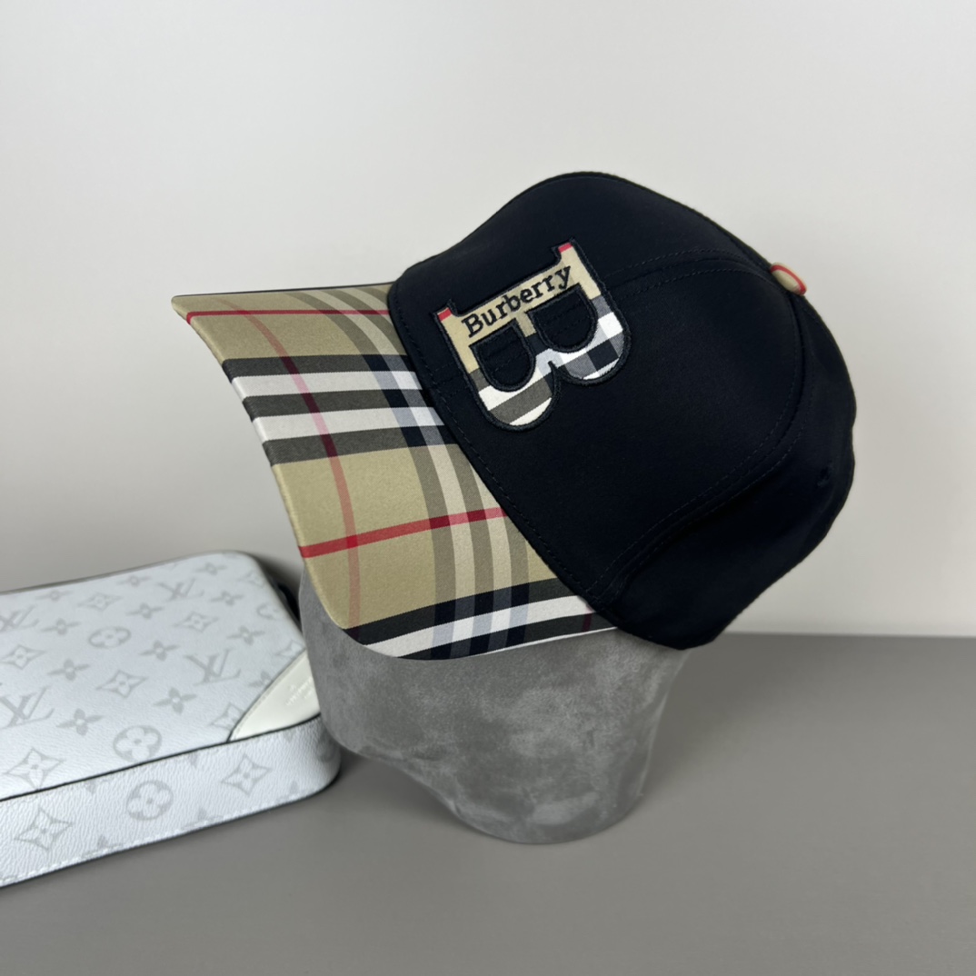 Burberry Baseball Cap - DopestKickz