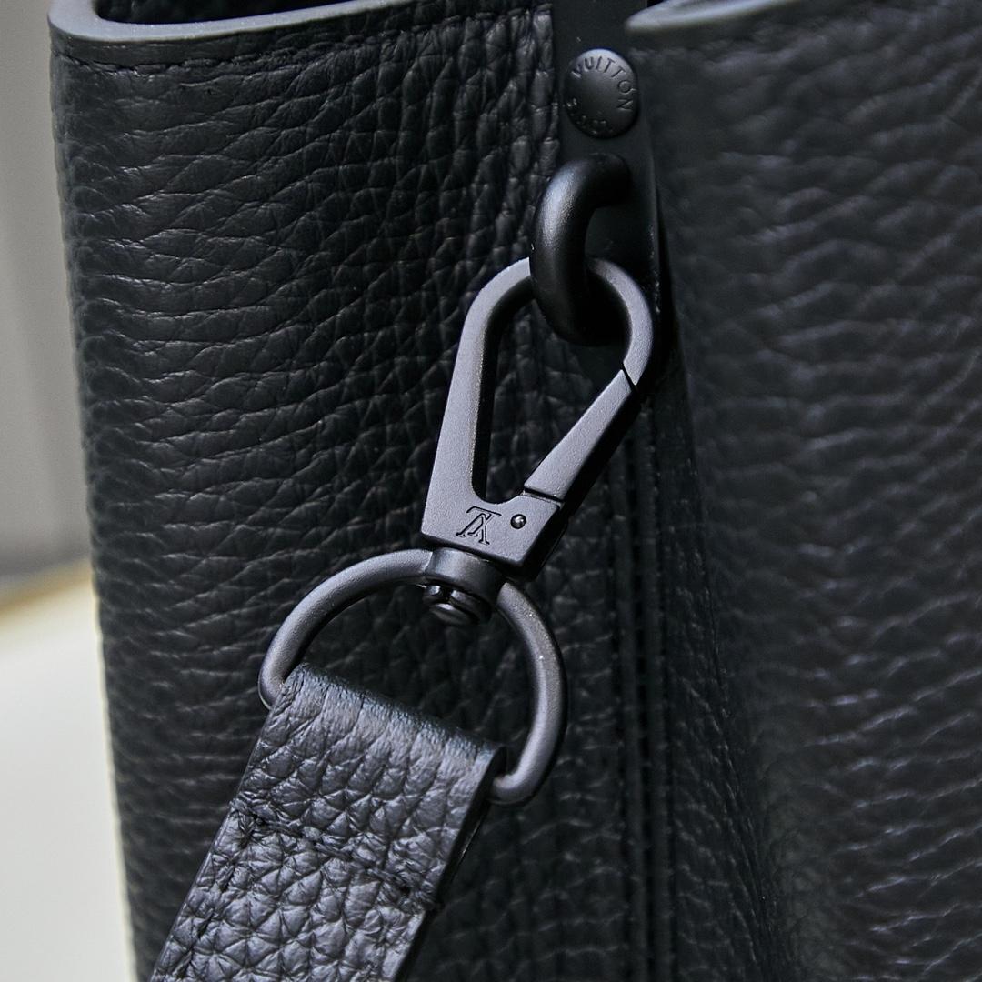 Louis Vuitton Capucines East-West MM  M23947 - DopestKickz