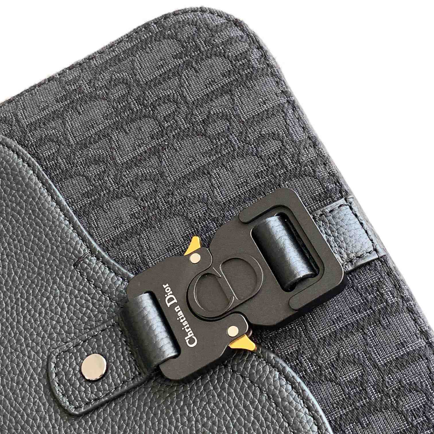 Dior Small Saddle Messenger Bag With Flap - DopestKickz