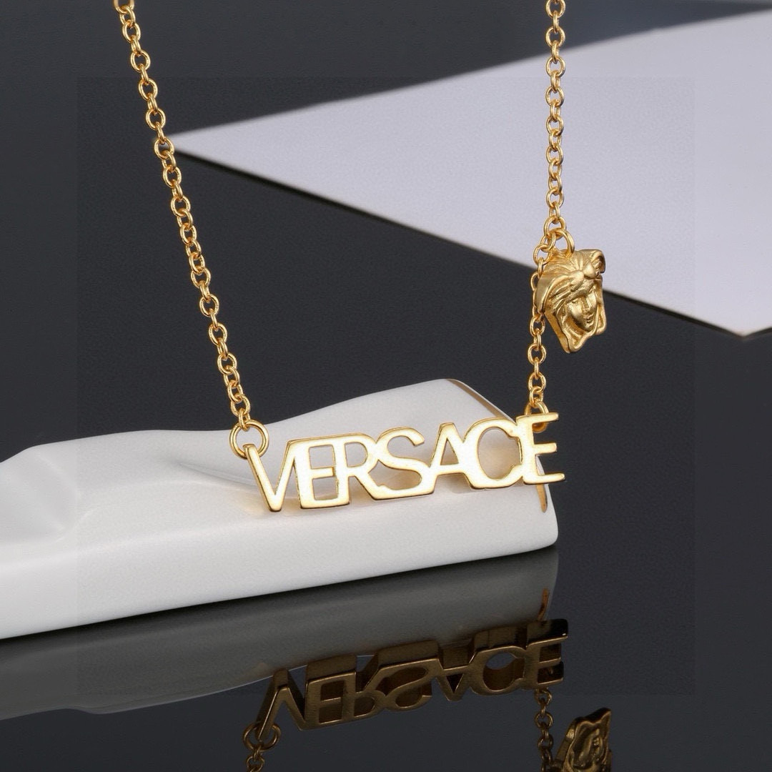 Versace Necklace - DopestKickz