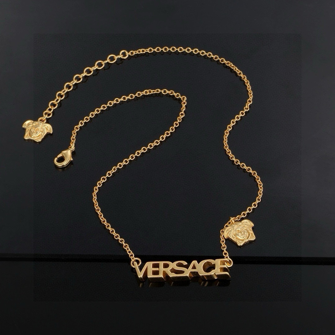 Versace Necklace - DopestKickz