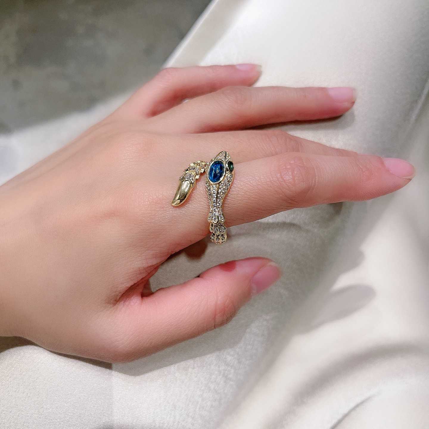 Bvlgari Ring - DopestKickz