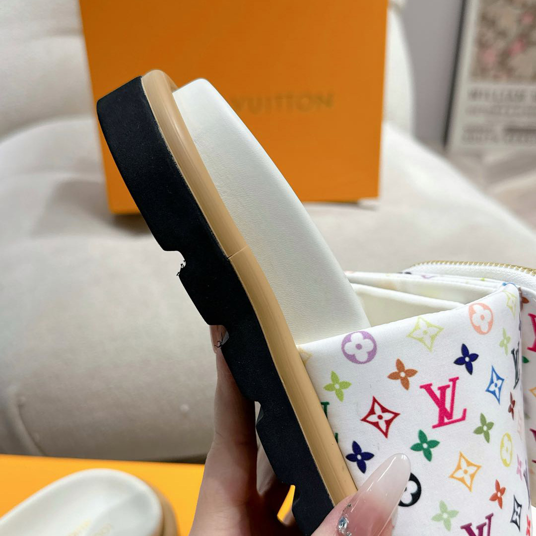 Louis Vuitton LV x TM Pool Pillow Flat Comfort Mule   1AGVQY - DopestKickz