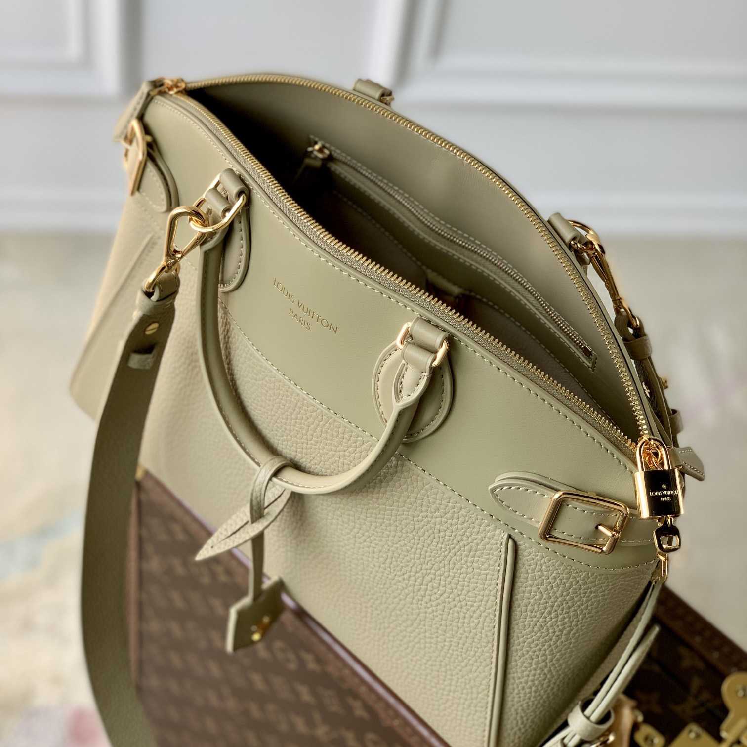 Louis Vuitton Vendôme MM  M11214 - DopestKickz