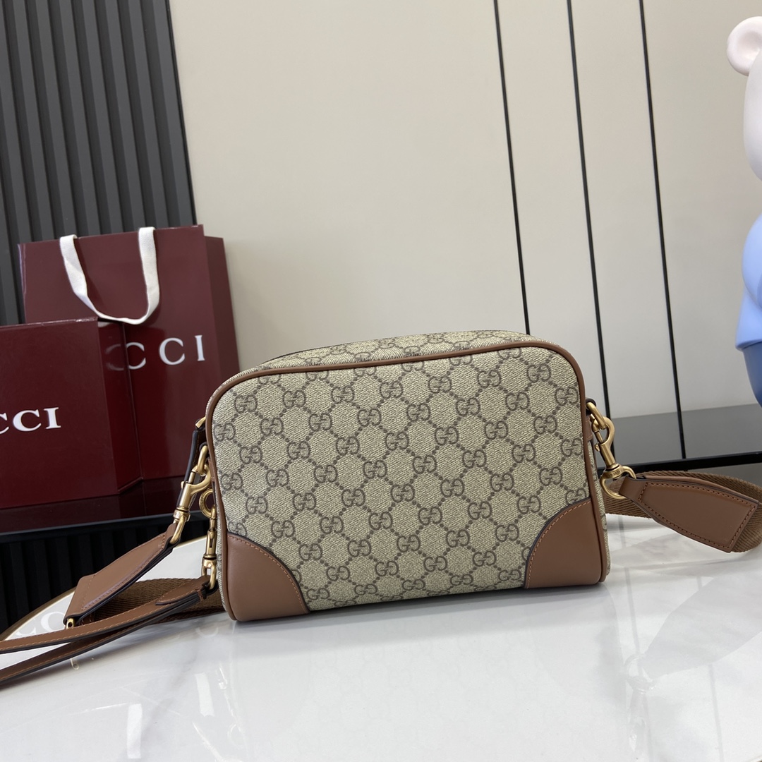 Gucci GG Emblem Small Crossbody Bag - DopestKickz