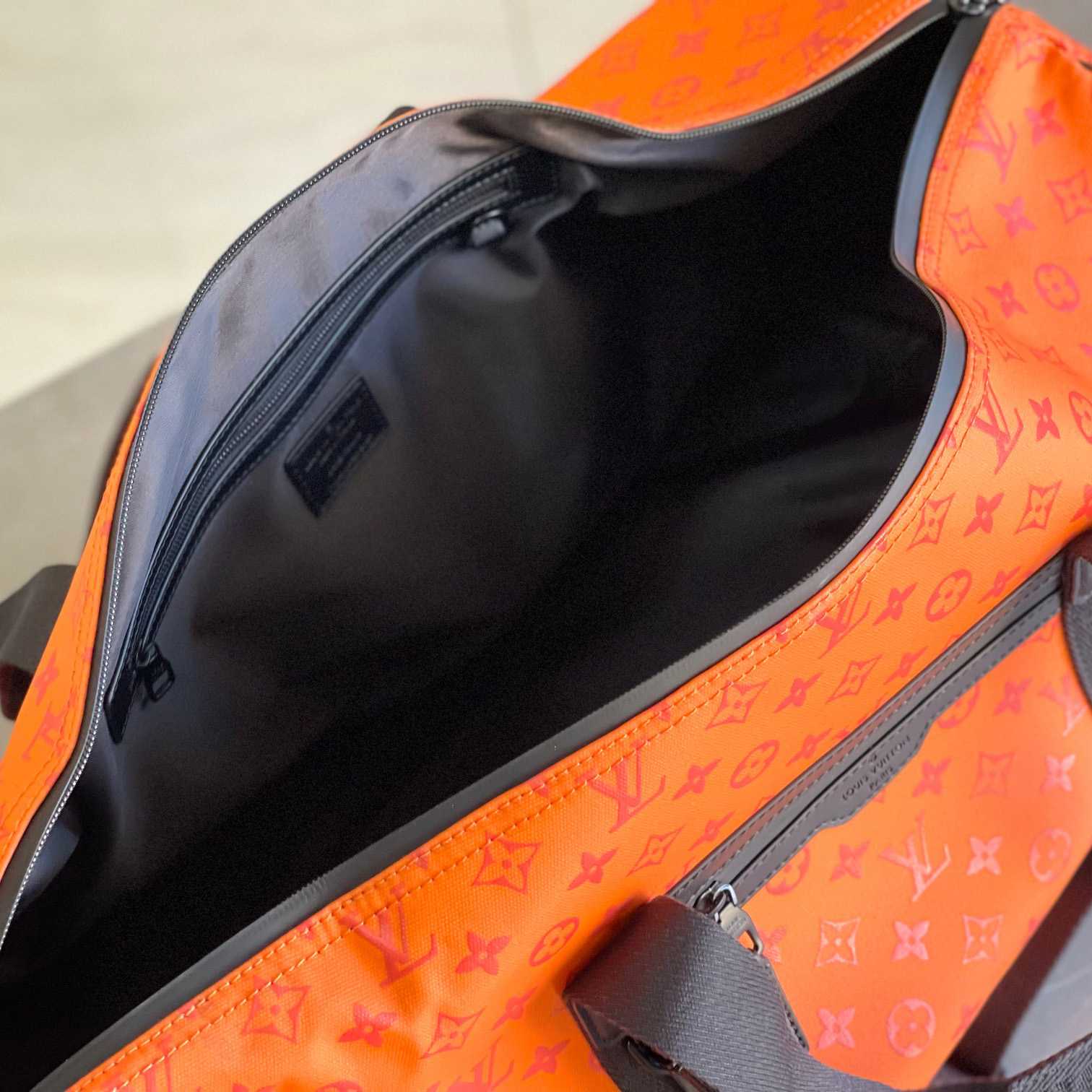 Louis Vuitton Keepall Sport  M12724 - DopestKickz