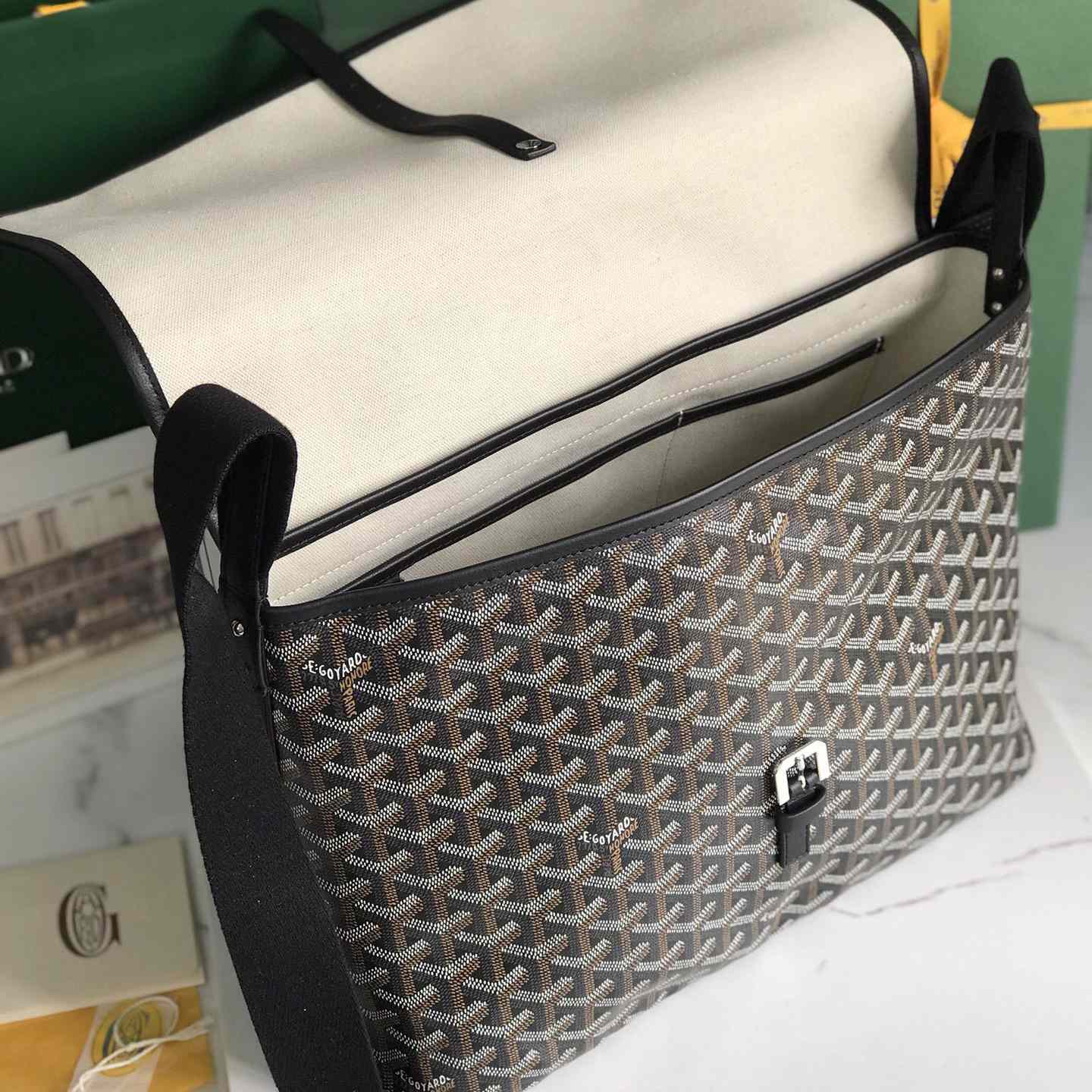Goyard Capetien MM Messenger Bag   - DopestKickz