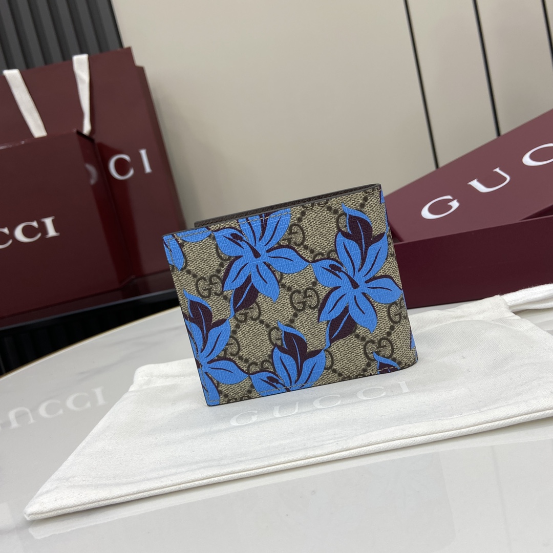 Gucci Bi-fold GG Printed Wallet - DopestKickz