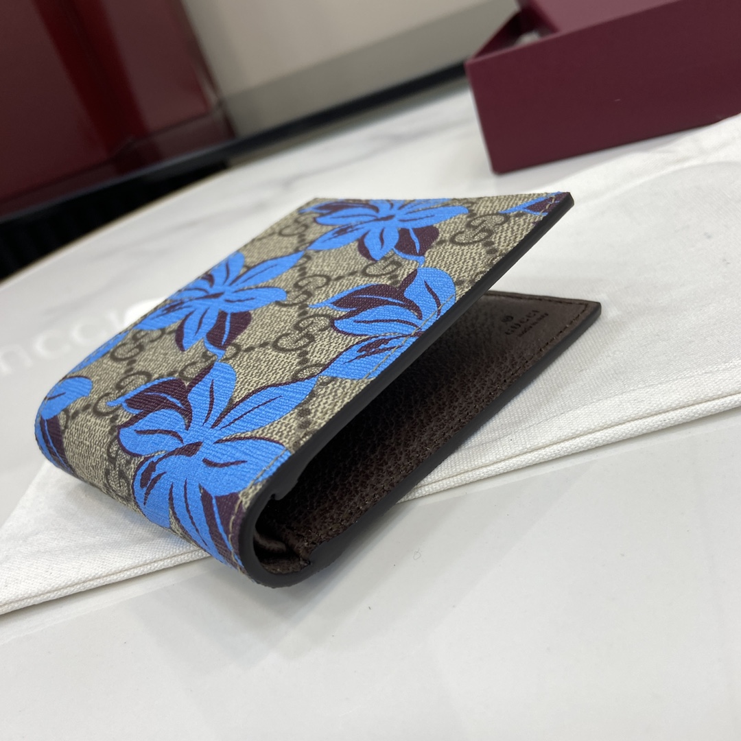 Gucci Bi-fold GG Printed Wallet - DopestKickz