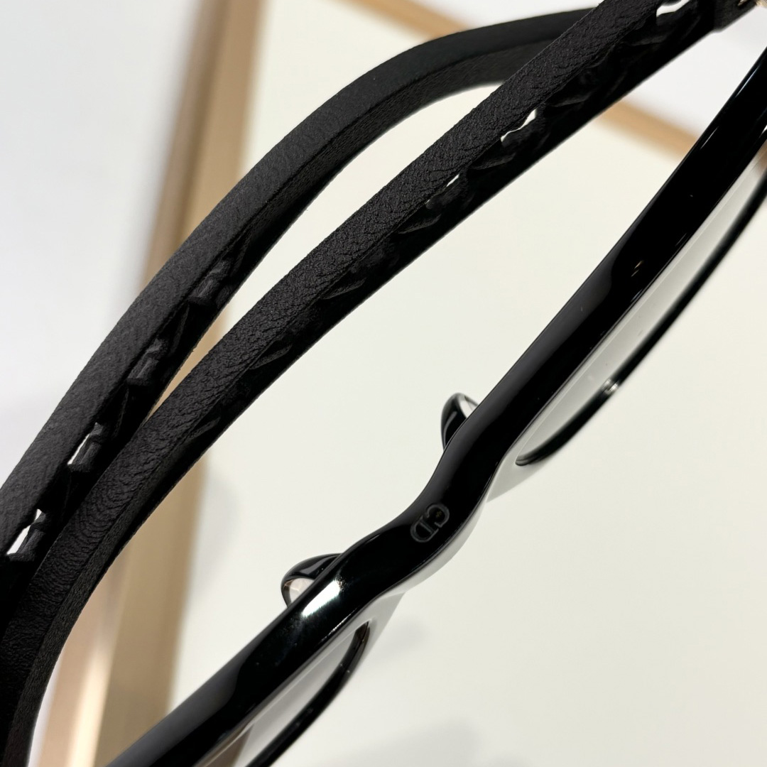 Dior VeryDior S2I Sunglasses - DopestKickz