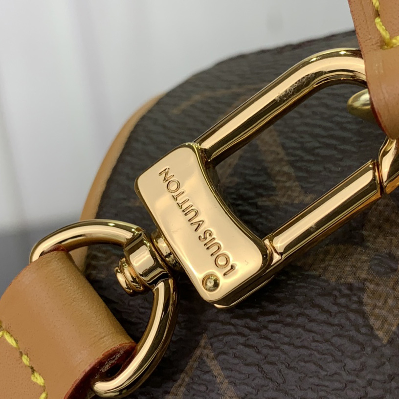 Louis Vuitton Vintage Leather Crossbody Bag   - DopestKickz