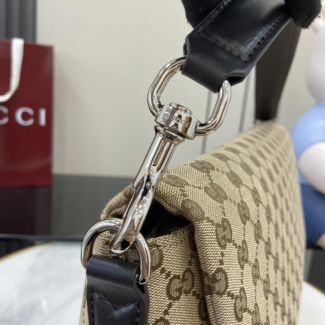 Gucci Medium GG Crossbody Bag With Web - DopestKickz