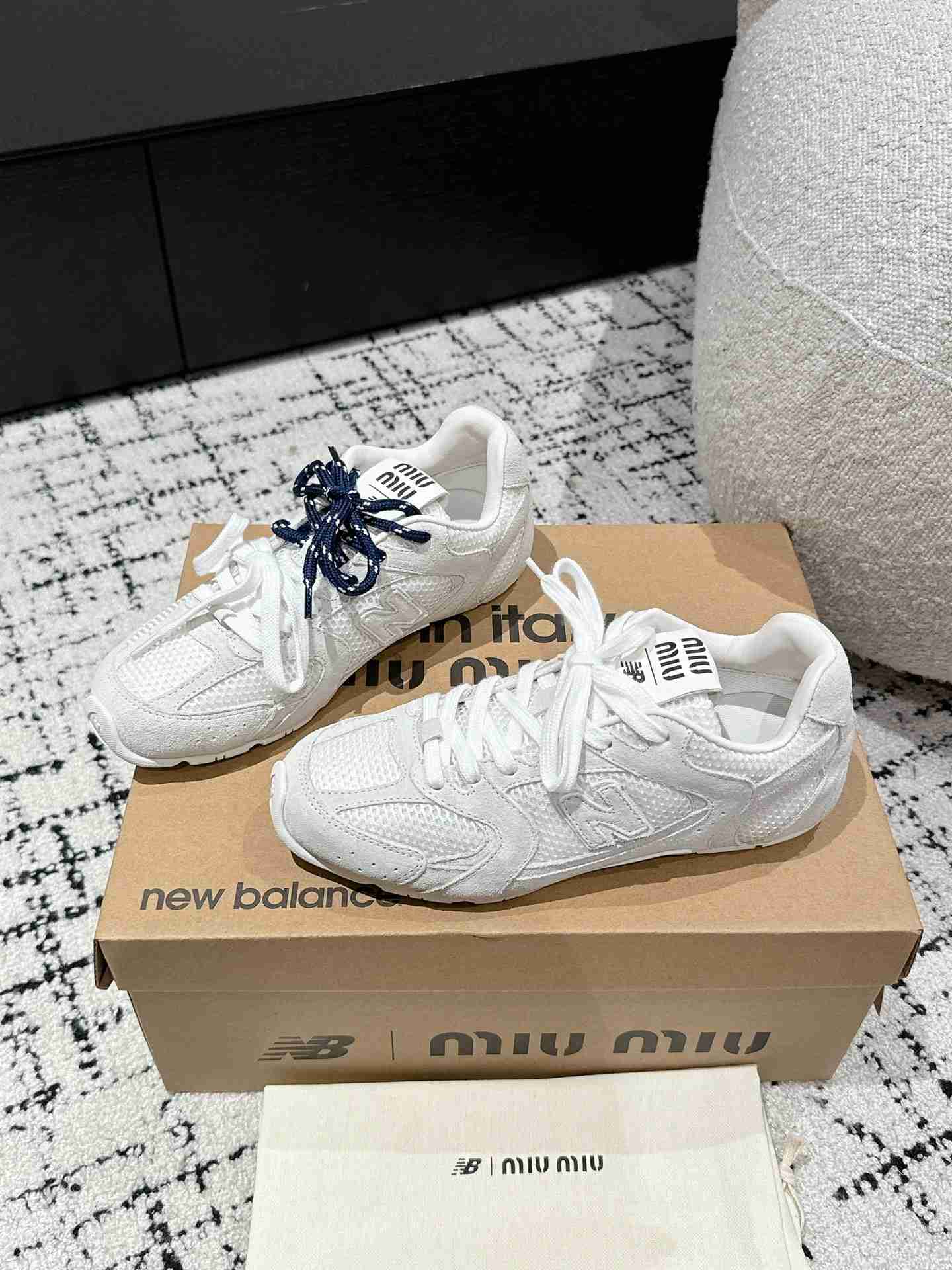 New Balance X Miu Miu Sneakers - DopestKickz