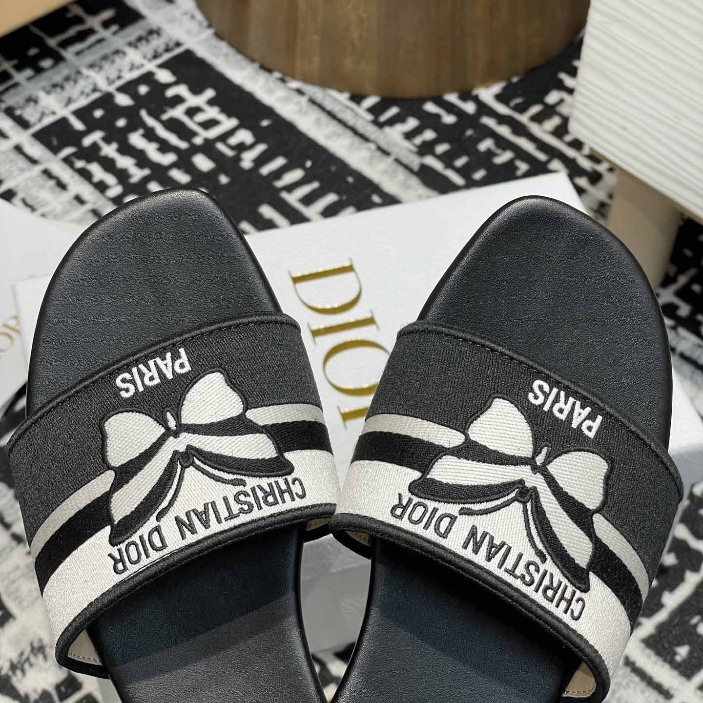 Dior Dway Slide  - DopestKickz