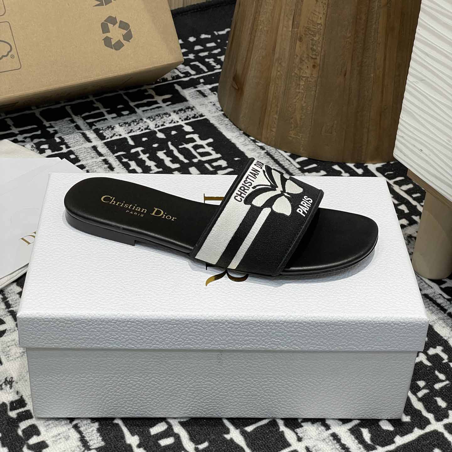 Dior Dway Slide  - DopestKickz