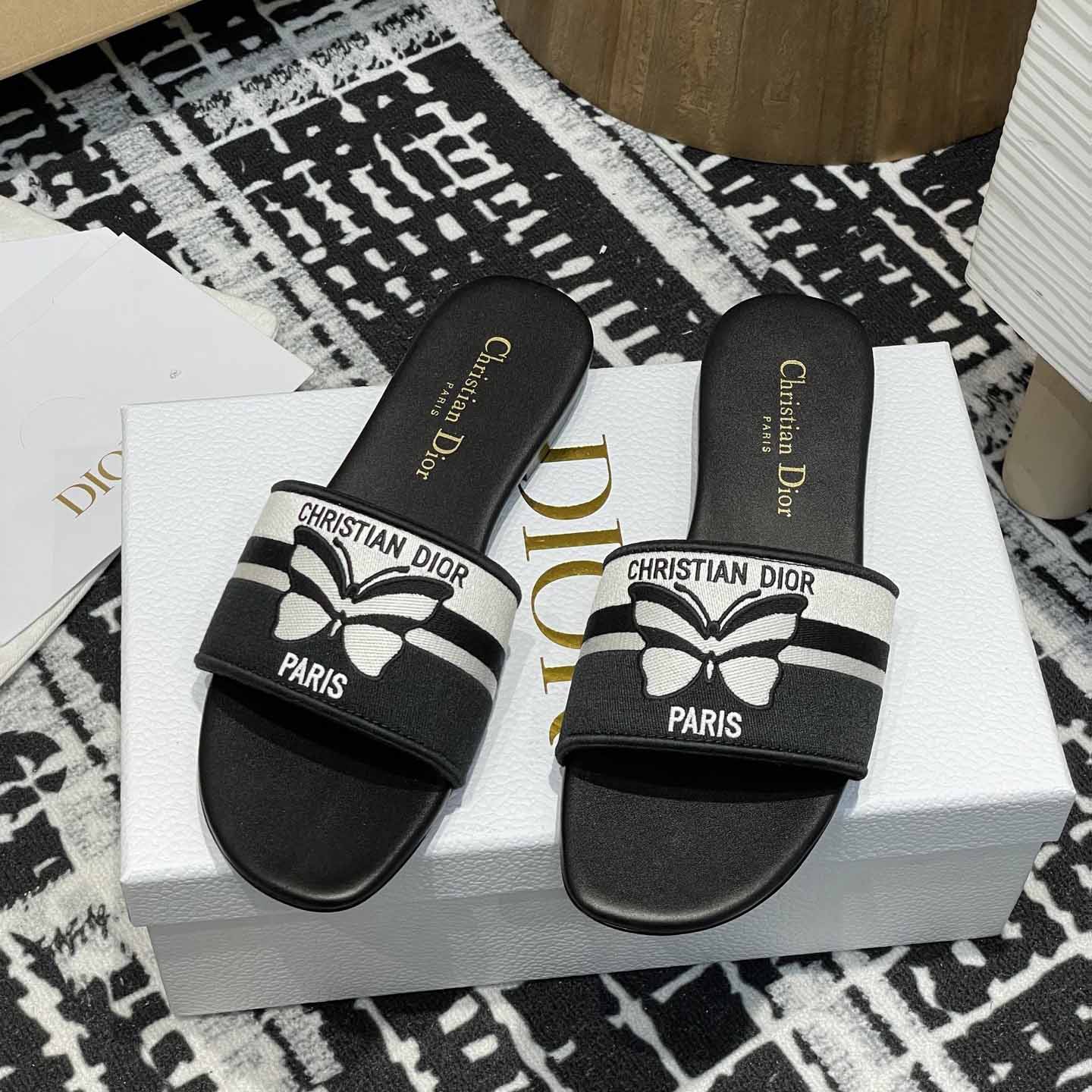 Dior Dway Slide  - DopestKickz