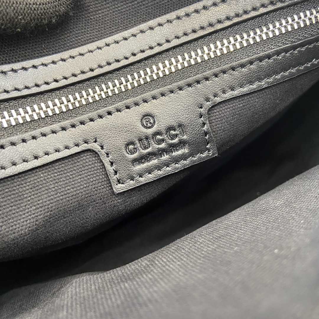 Gucci Small Jumbo GG Crossbody Bag - DopestKickz