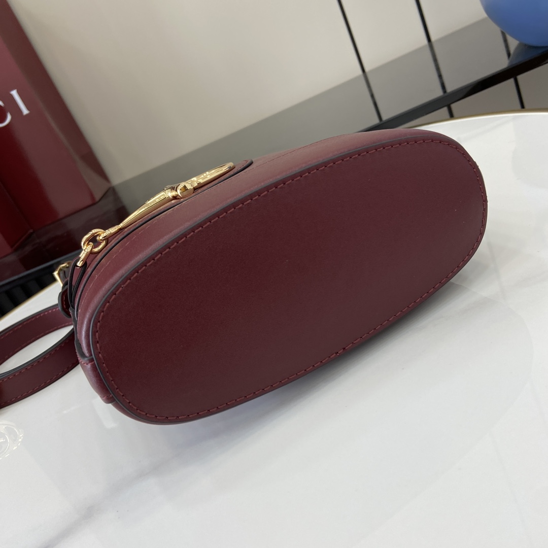 Gucci 73 Mini Bucket Bag - DopestKickz