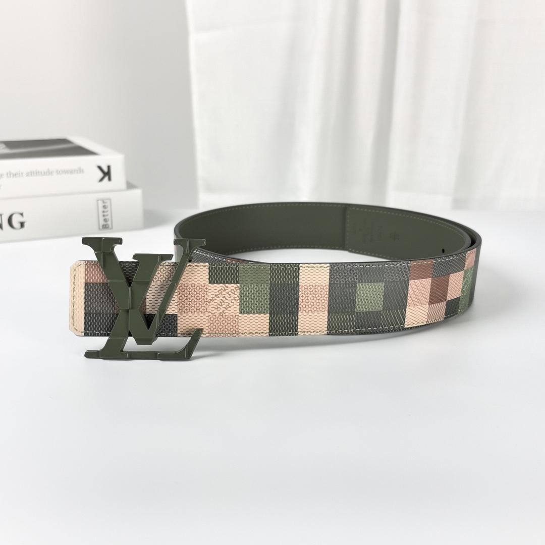 Louis Vuitton LV Mega Pixel 40mm Reversible Belt - DopestKickz