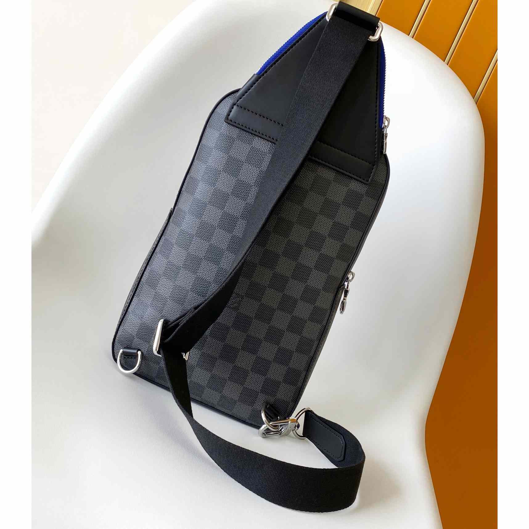Louis Vuitton Avenue Slingbag    N00086 - DopestKickz
